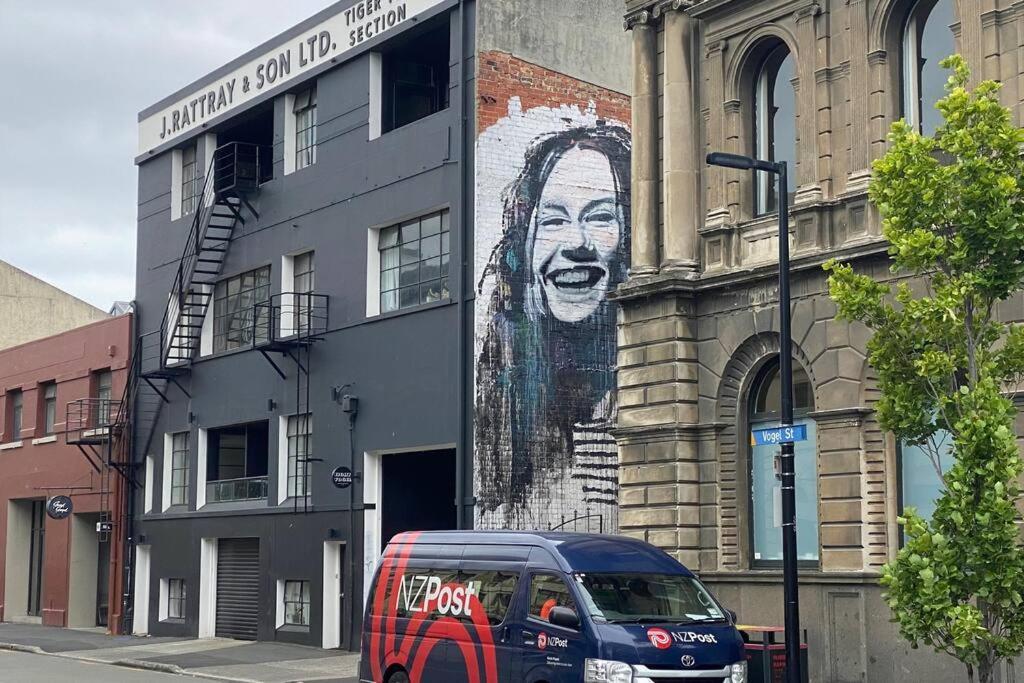 Heritage Honey - Walk To Octagon, Museum & Cafes Dunedin Exterior photo
